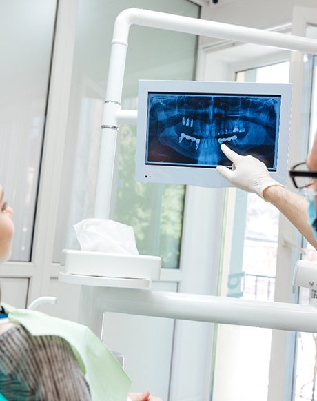 patient getting dental implants in Marysville 