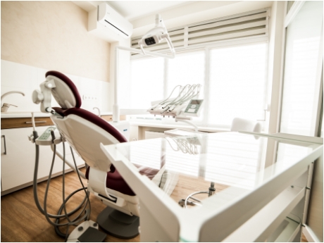 Dental treatment chair